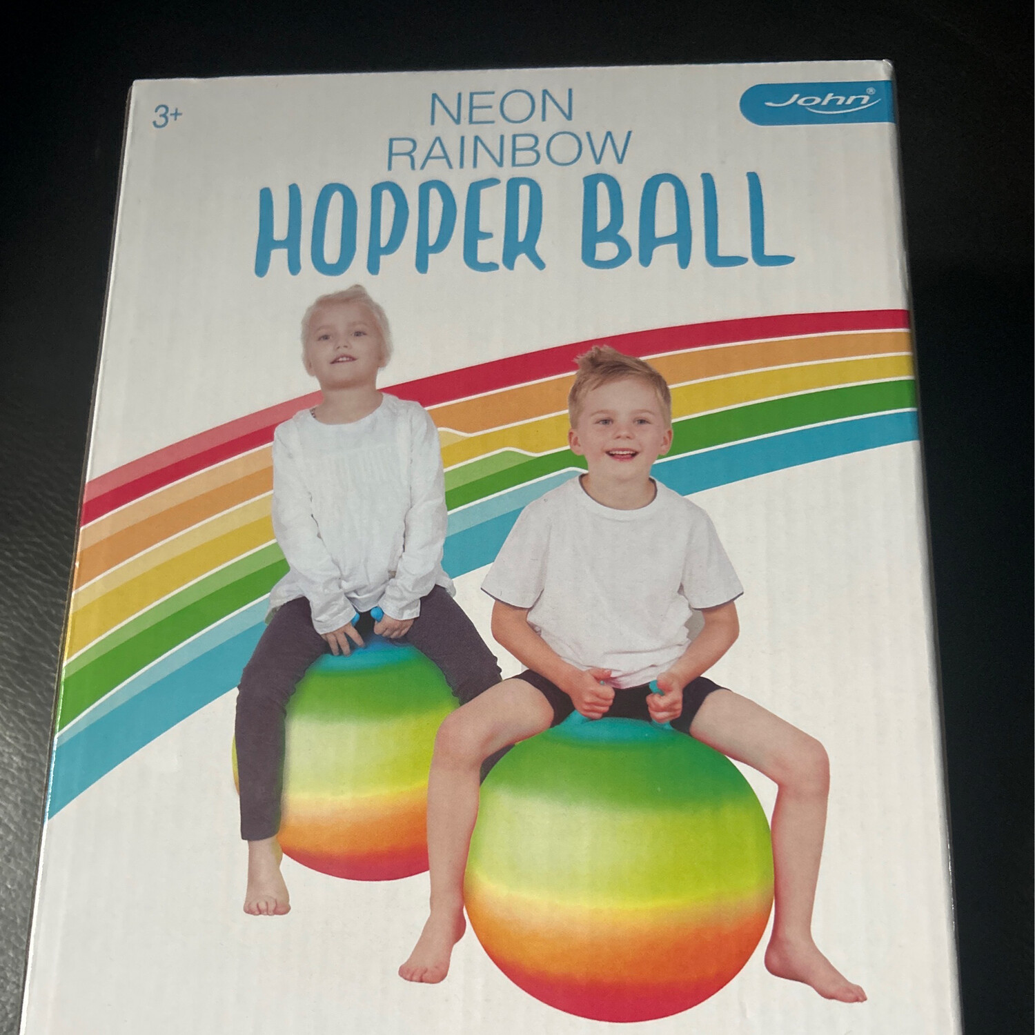 Regenbogen Hüpfball 45-50cm mit Griff