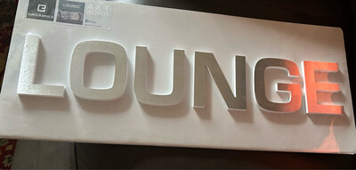EUROGRAPHICS klebende Buchstaben &#39;Lounge&#39; 3D Optik, silber glänzend, 25 x 60 cm