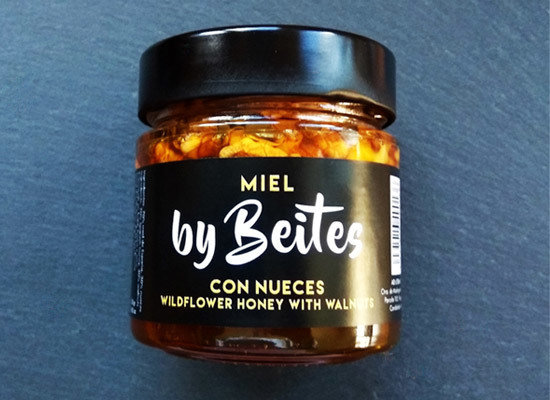 Miel Mil Flores con Nueces 250g - Gourmet by Beites
