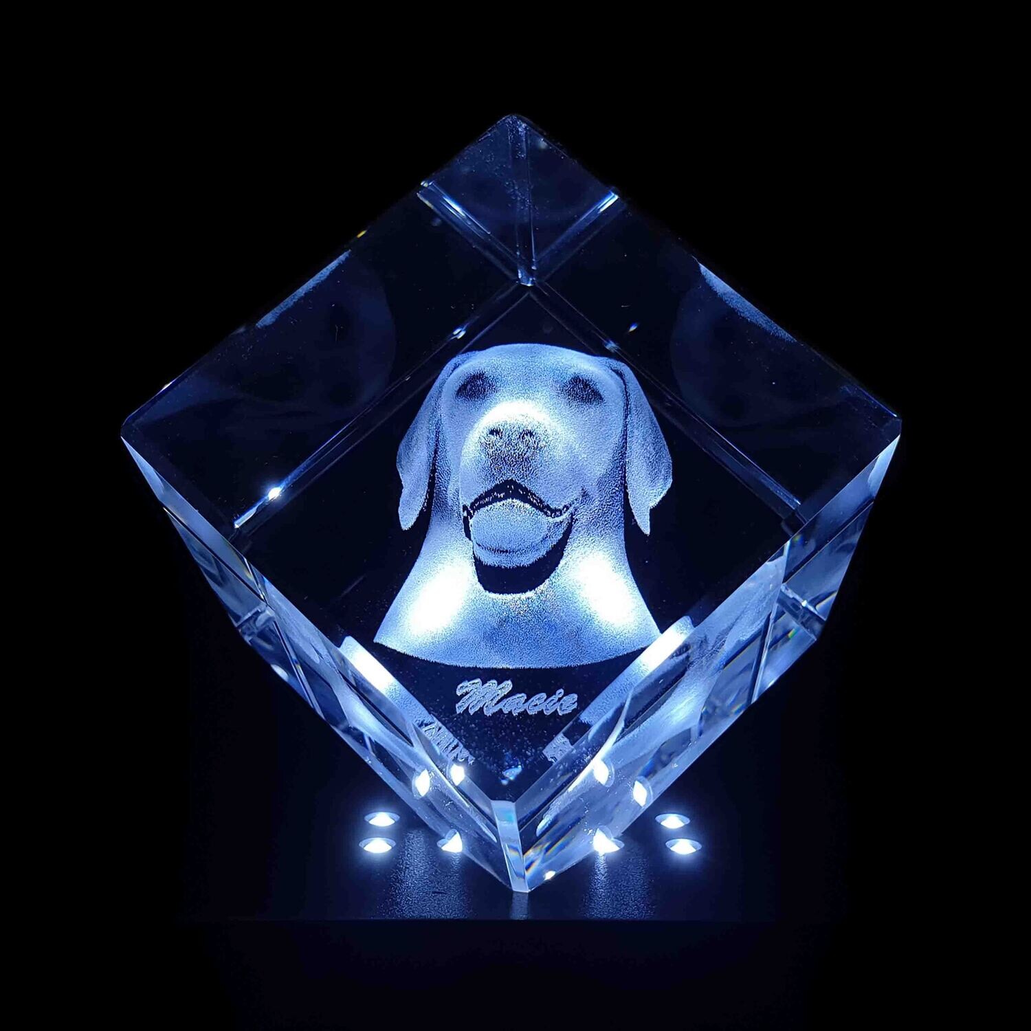 CUT CUBE CORNER 60X60X60 MM ( 3D )