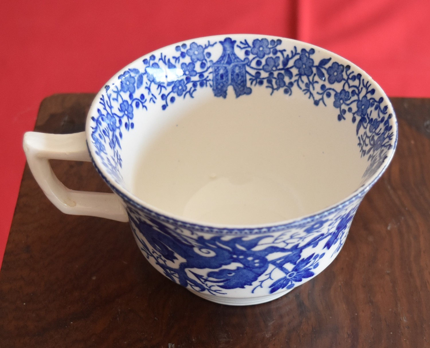 TASSE  DRAGON