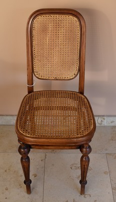 CHAISE HOFMANN