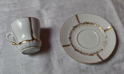 Ensemble de deux tasses et sous-tasses
