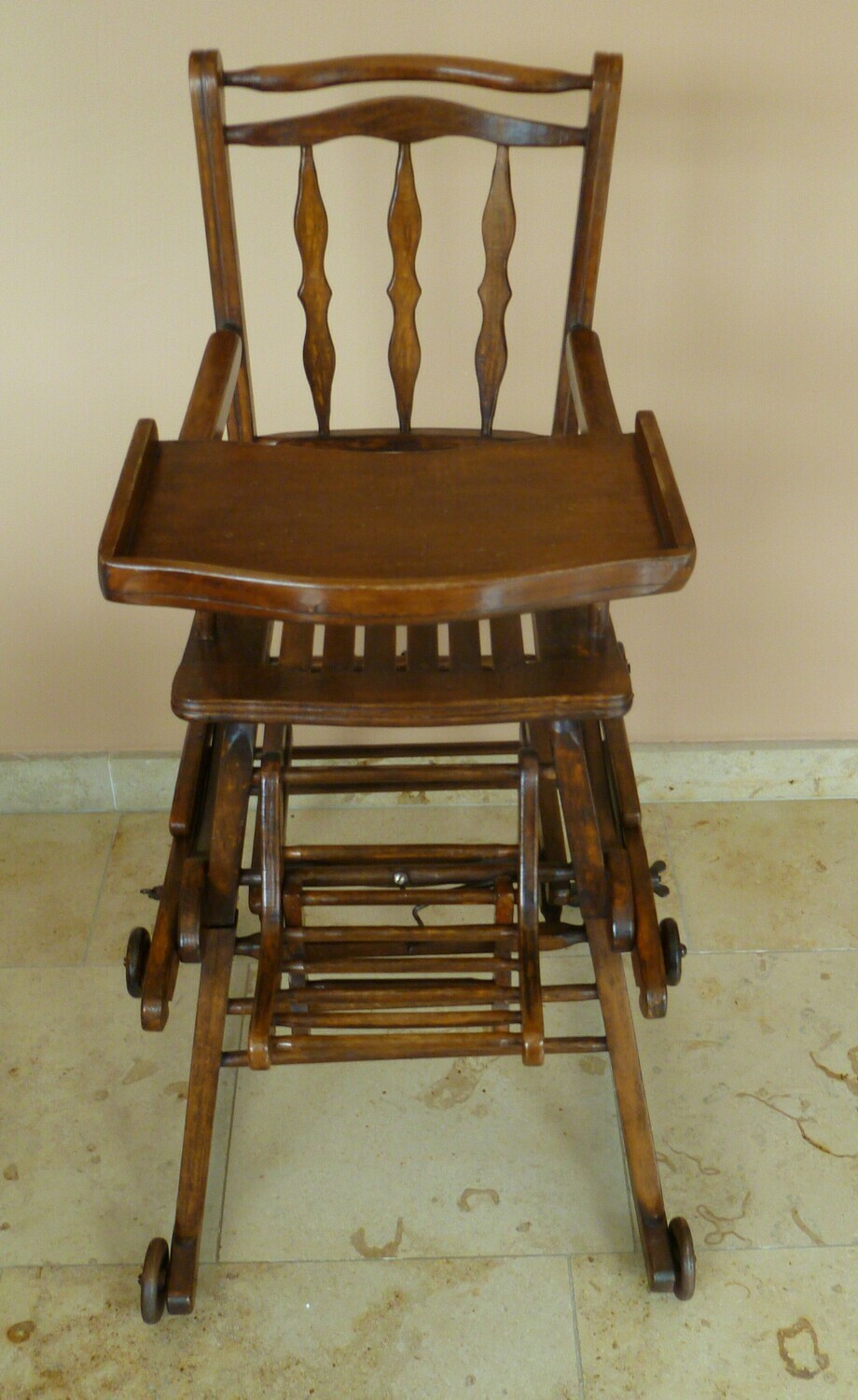 CHAISE POUR ENFANT ANCIENNE