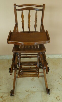 CHAISE POUR ENFANT ANCIENNE