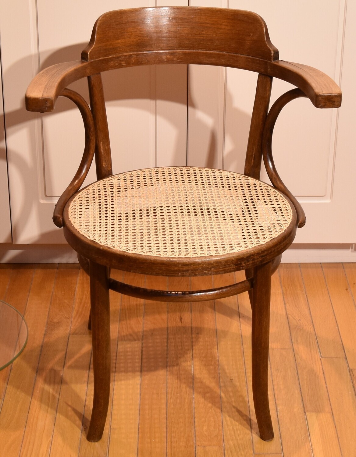 FAUTEUIL INSTITUTEUR THONET NUMERO 6003