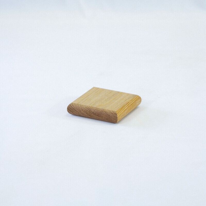 Oak Flat Cap 147 x 147