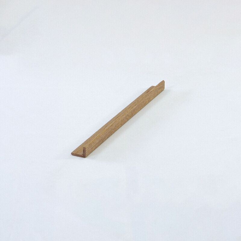 Oak 'L' Shape Mould