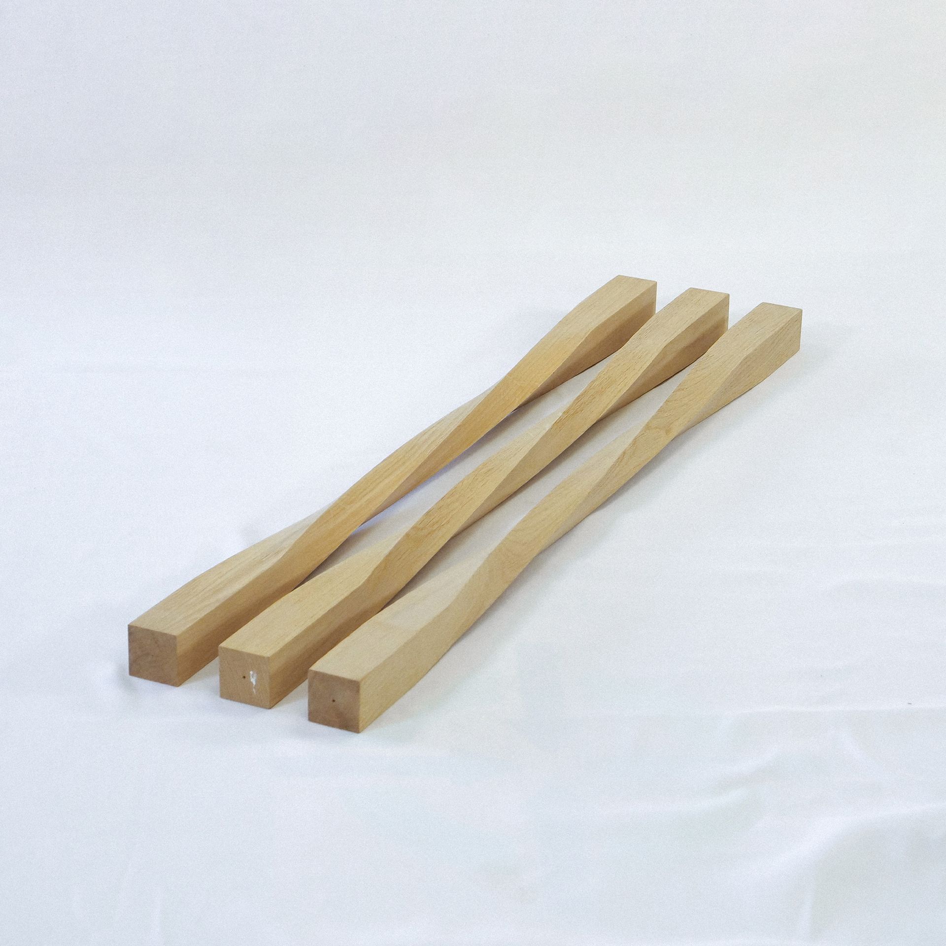 90 Degree Twist Spindle