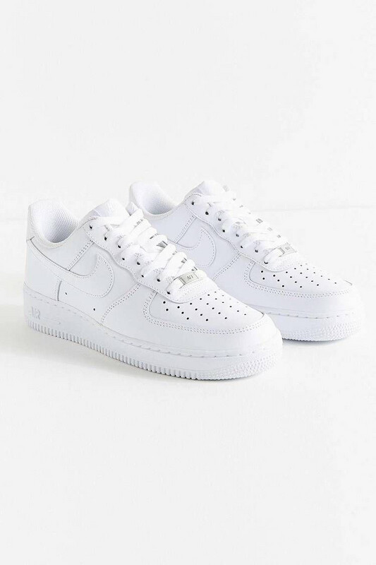 CUSTOMIZE YOUR  AIR FORCE 1s