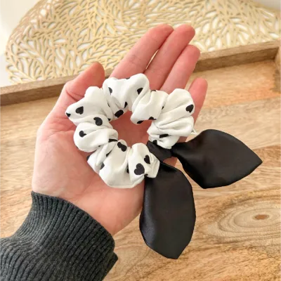 Small Black Hearts Bow Scrunchie