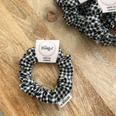 Black &amp; White Skinny Scrunchie