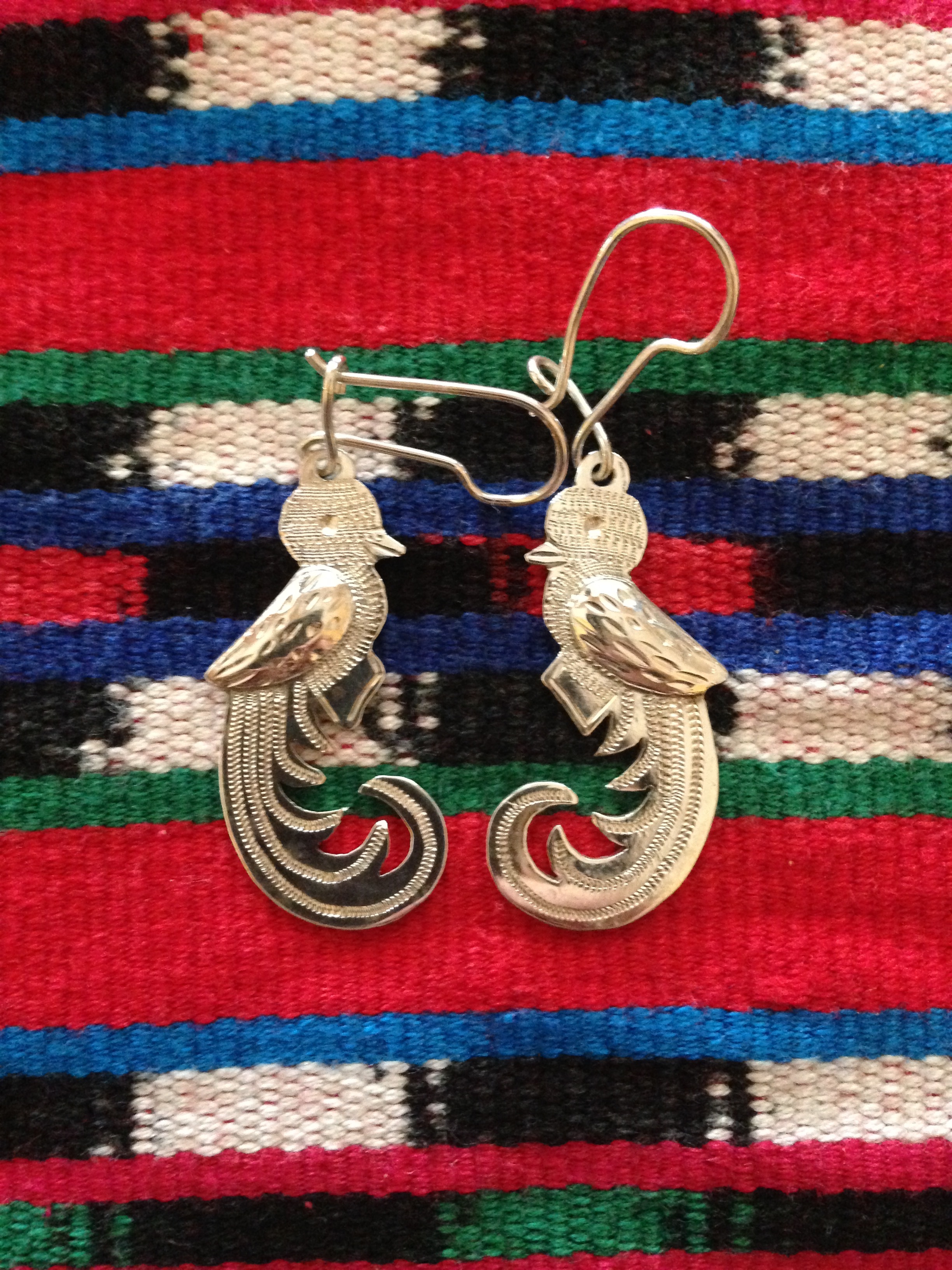 ARETES DE QUETZAL (MEDIANO)