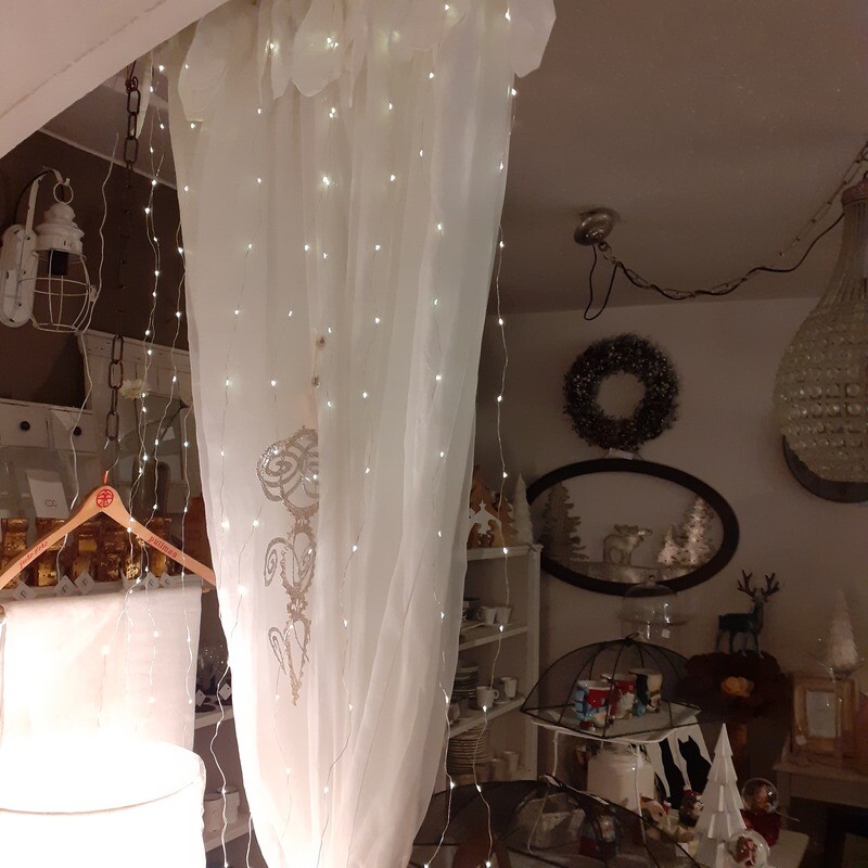 TENDA di 300 LED con TELECOMANDO