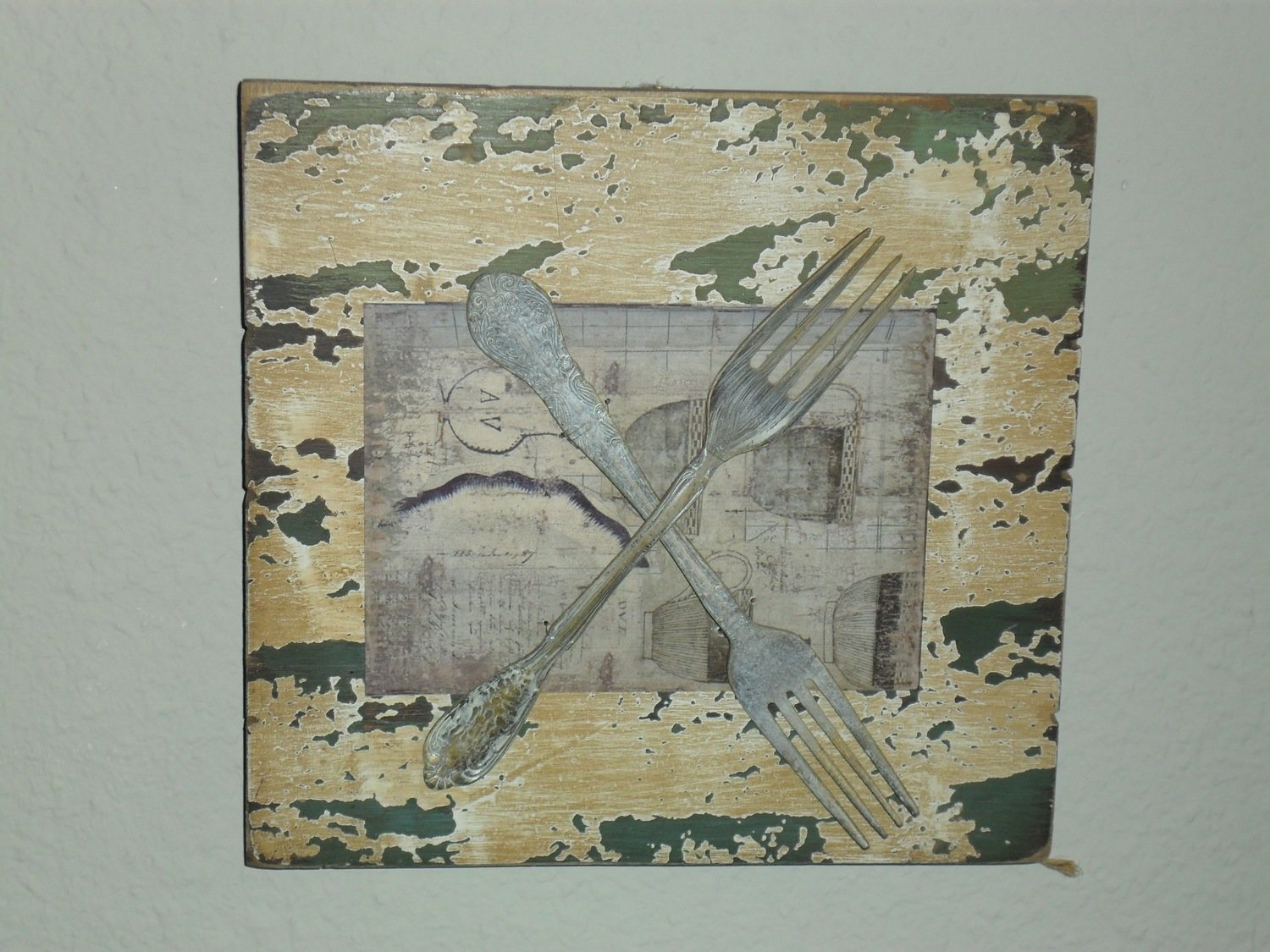 QUADRO in LEGNO con INSERTO DI POSATE -&quot;POMAX&quot; - SC. -50%