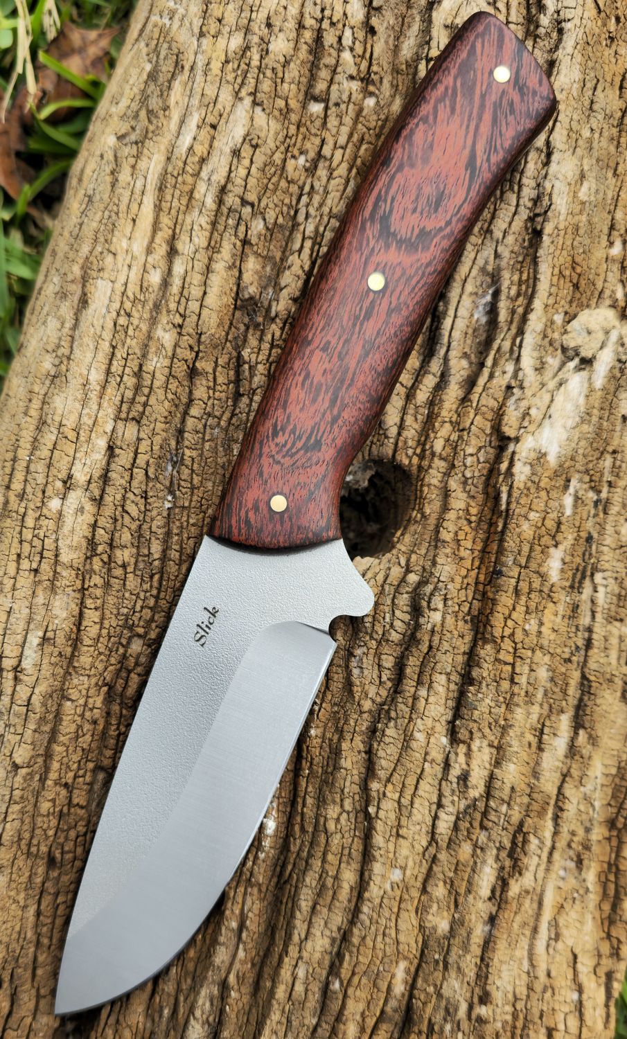 SOLD - Slick Hunting Knife (Kameeldoring)