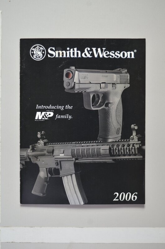 Smith & Wesson Product catalogue 2006