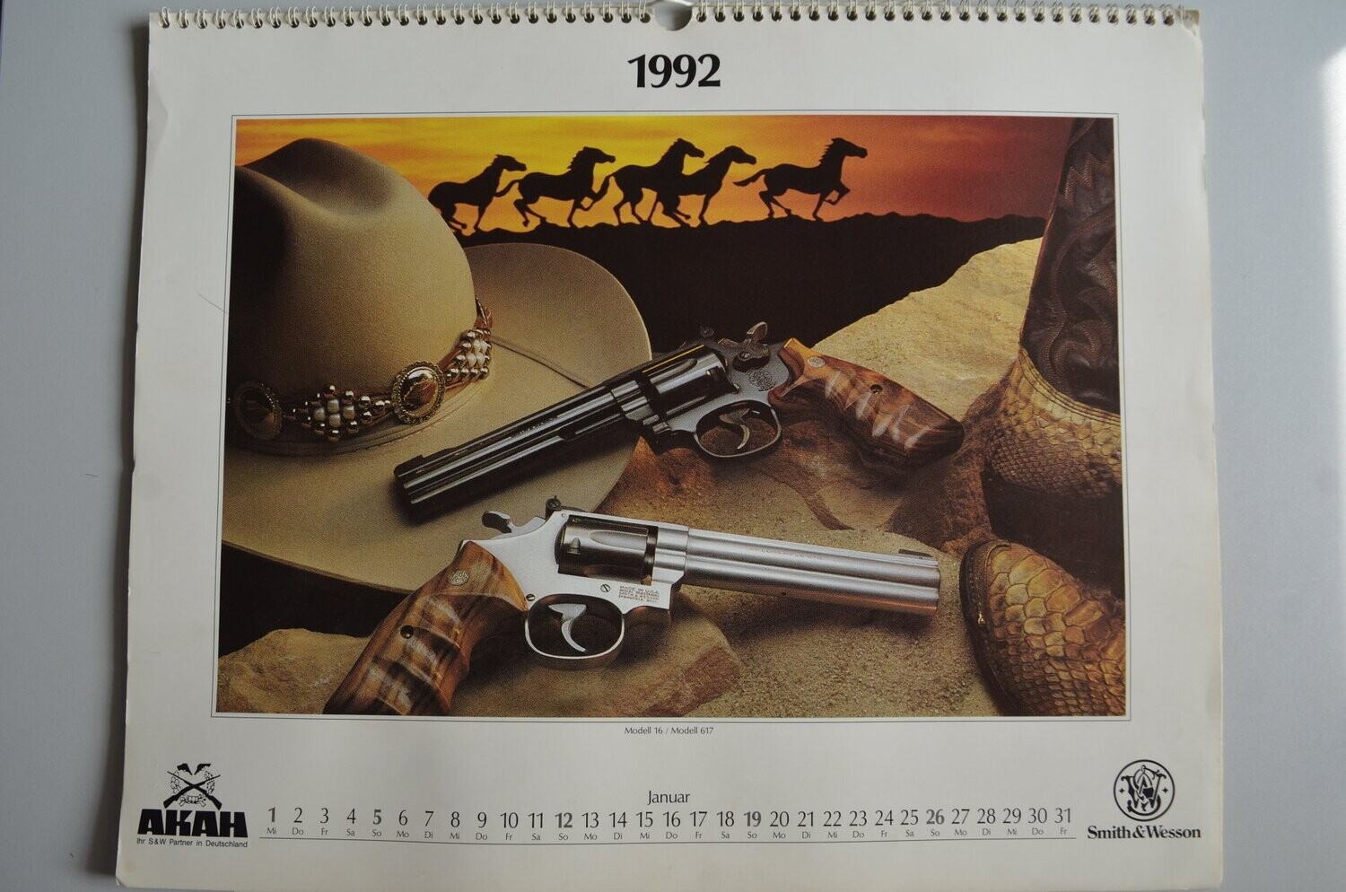 Smith & Wesson 1992 Calendar publications.