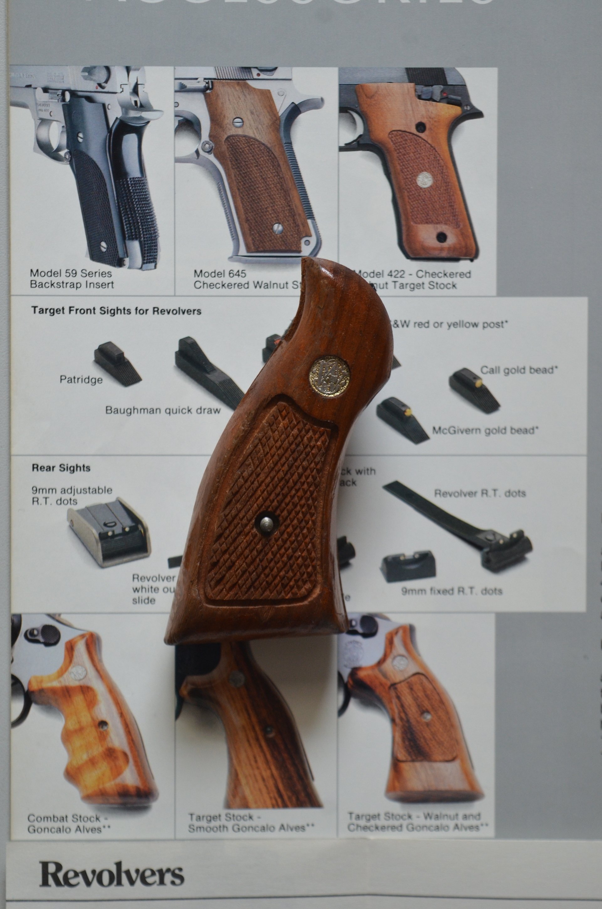 S&W	Grips