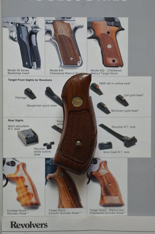 S&W	Grips