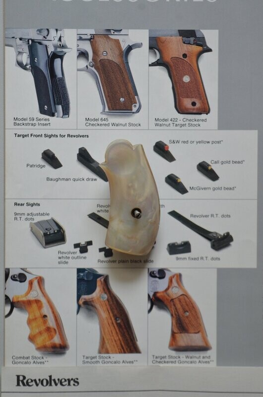 S&W	Grips