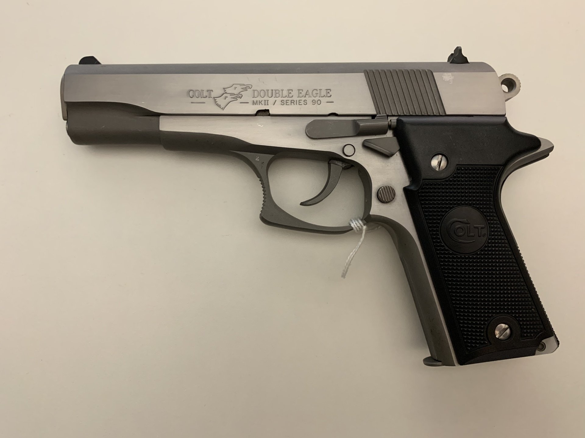 COLT	DOUBLE EAGLE MK II SERIES 90		9 MM