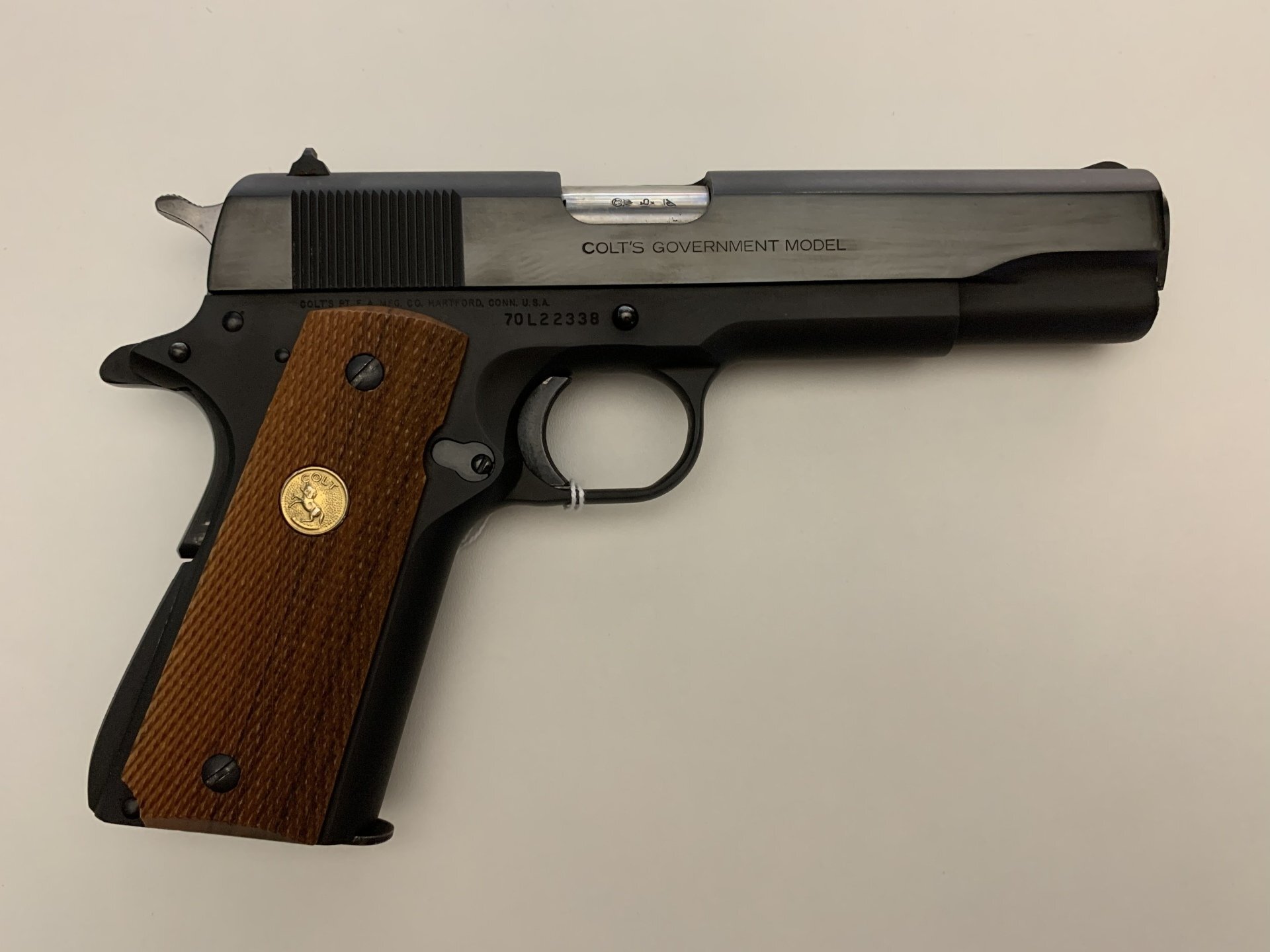 COLT	1911 GOVERNEMENT SERIE 70 MK IV		9 MM