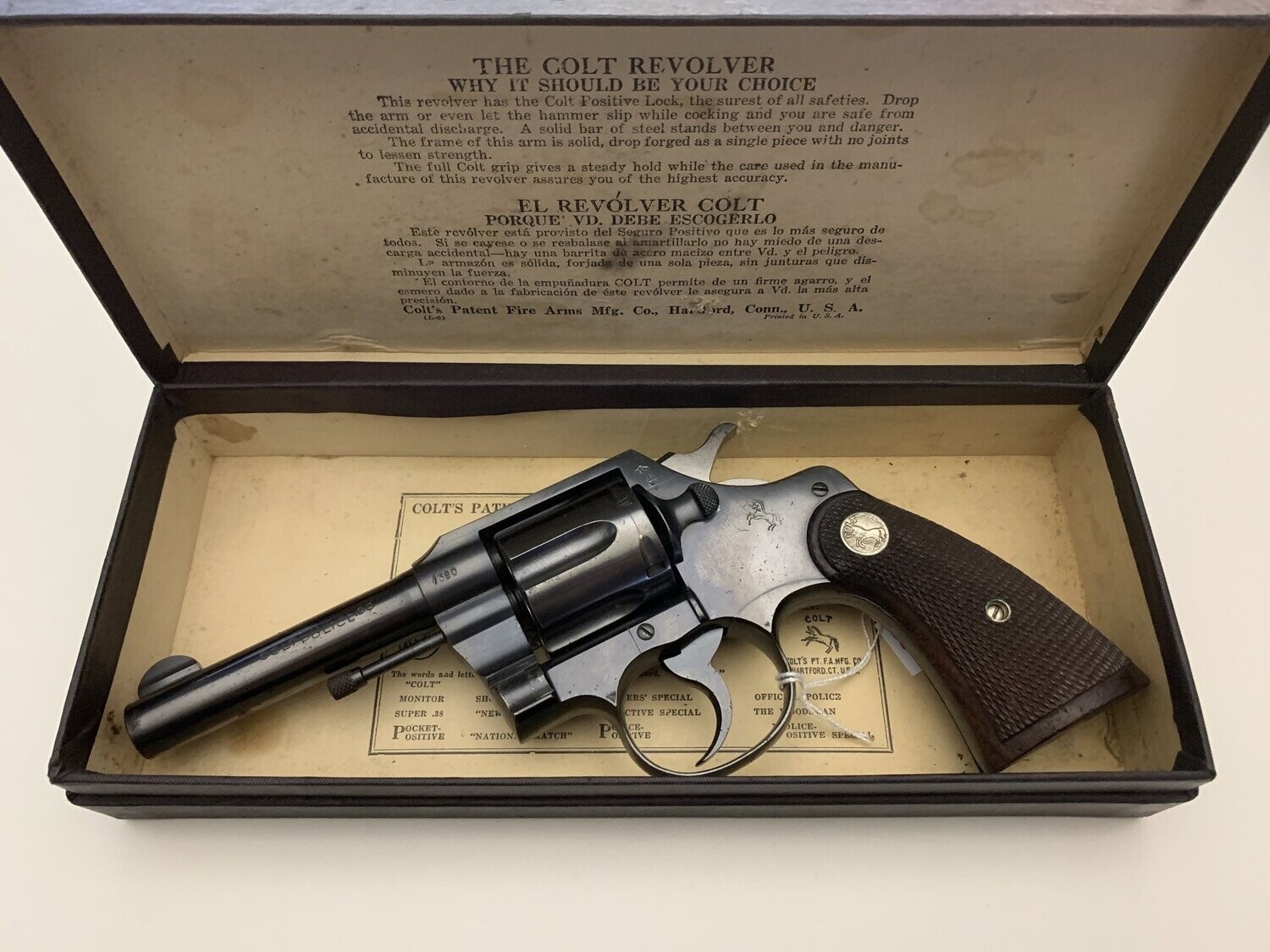 COLT 	OFFICIAL POLICE PRE WAR 		38 SPL