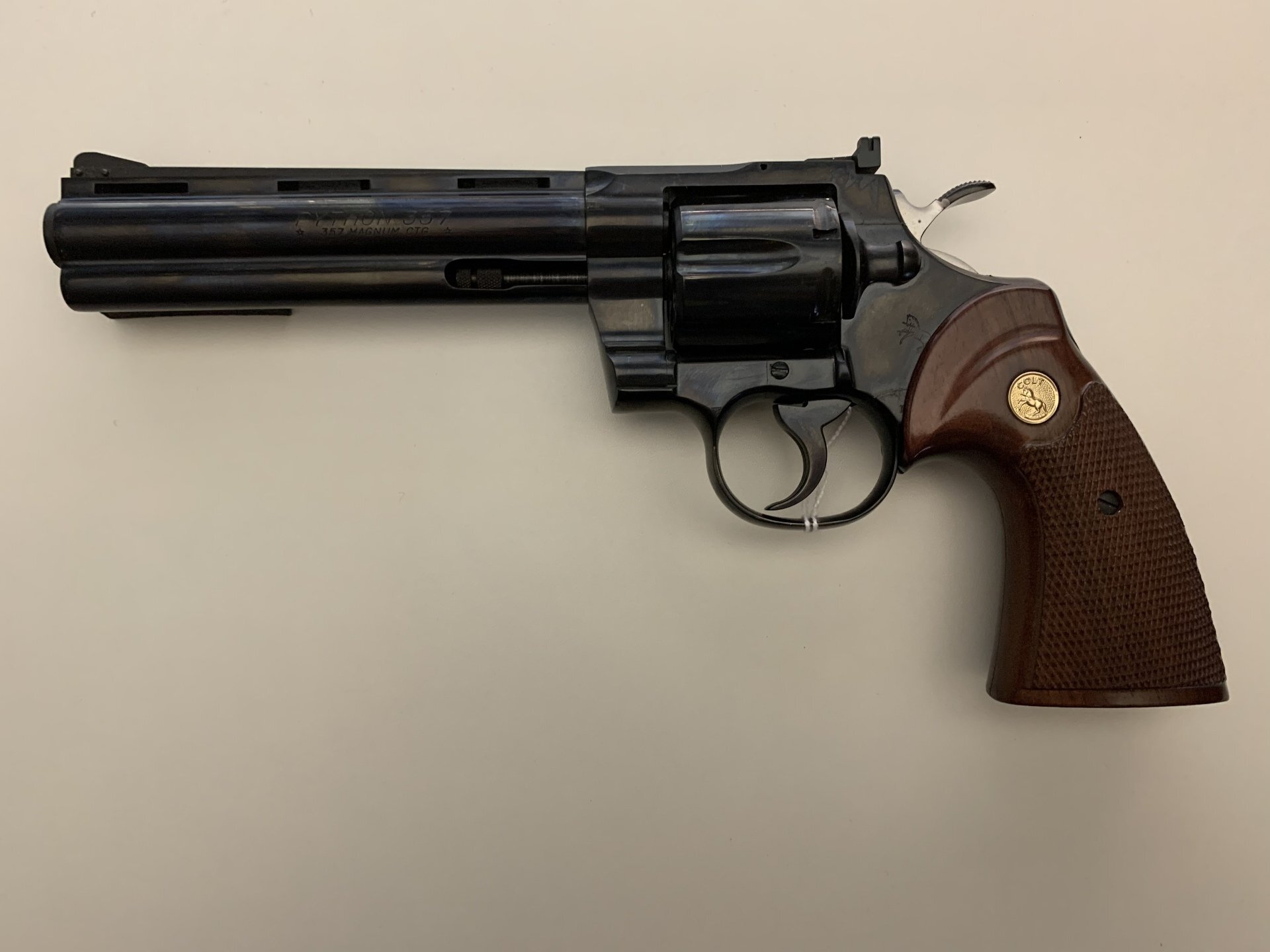 COLT	PYTHON		357 MAG