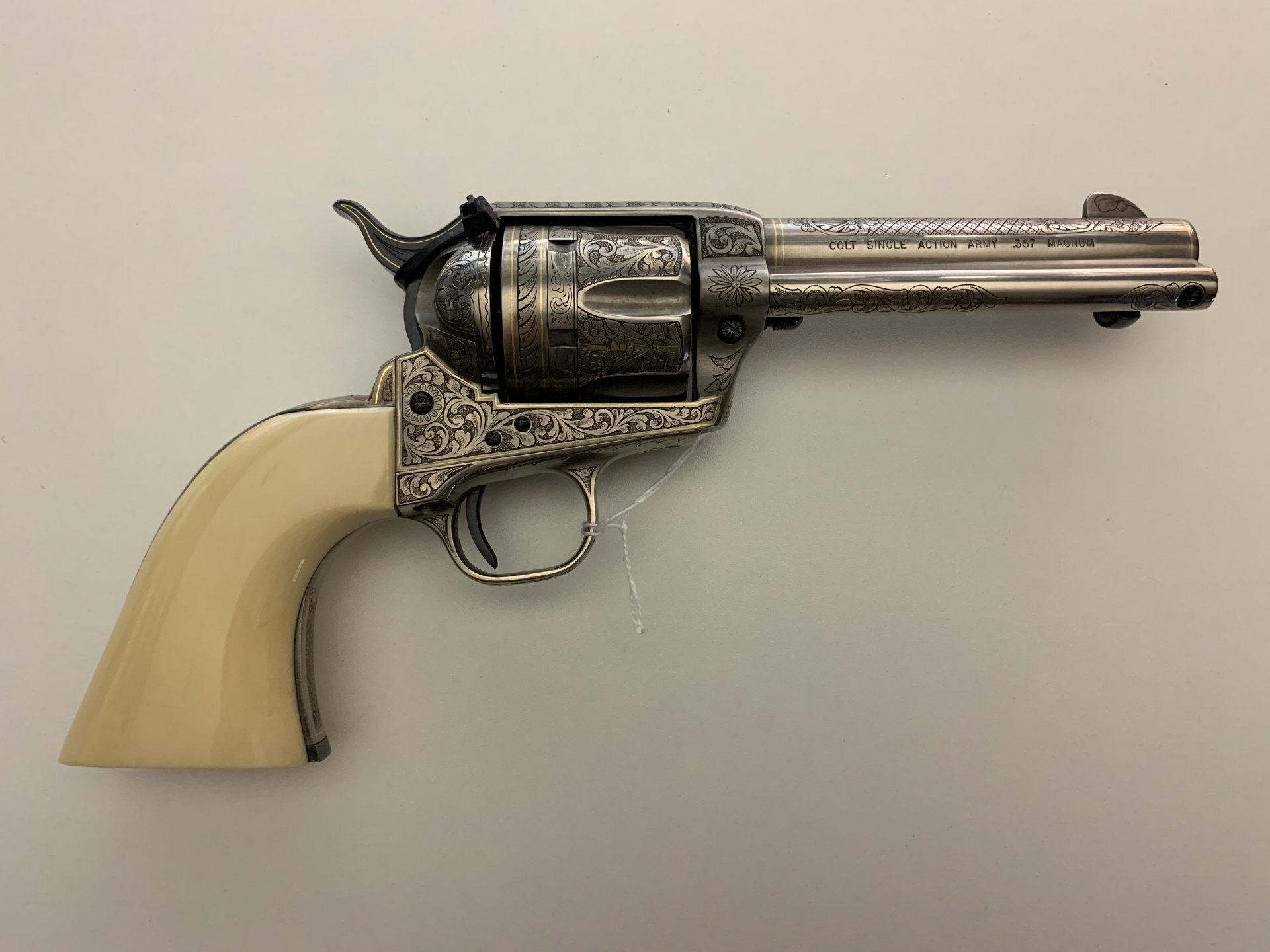 COLT	SAA NRA 1871-1971 	2ND GEN	357 MAG