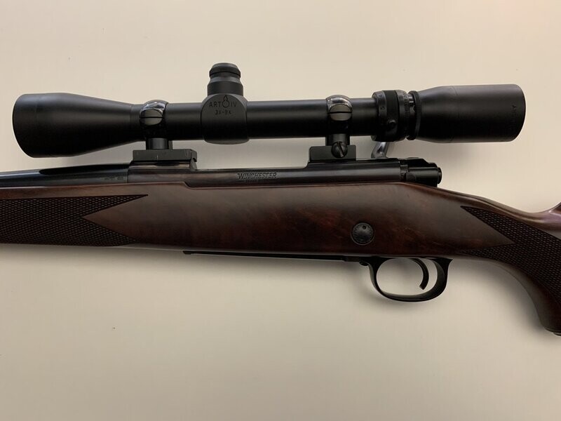 WINCHESTER	M 70 SUPER GRADE	300 WIN MAG
