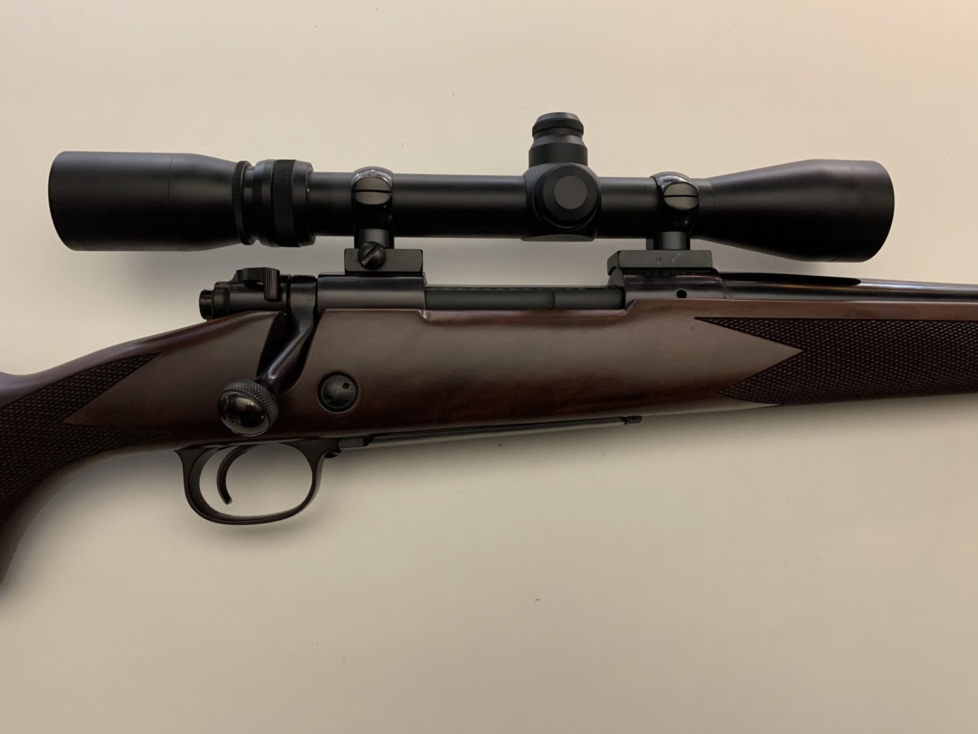 WINCHESTER	M 70 SUPER GRADE	300 WIN MAG