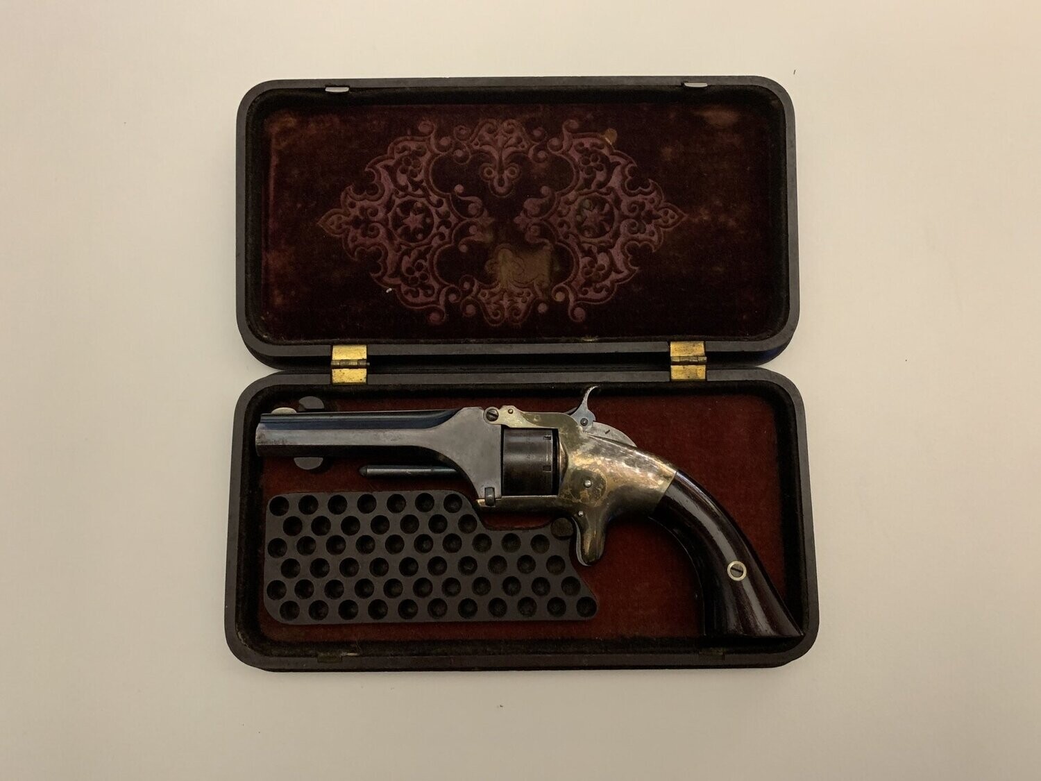 S&W	1	1 ST - 5TH VARIATION	22 RF SHORT