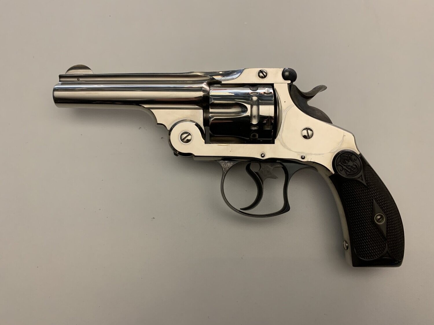 S&W	3	44 DA FRONTIER	44 - 40