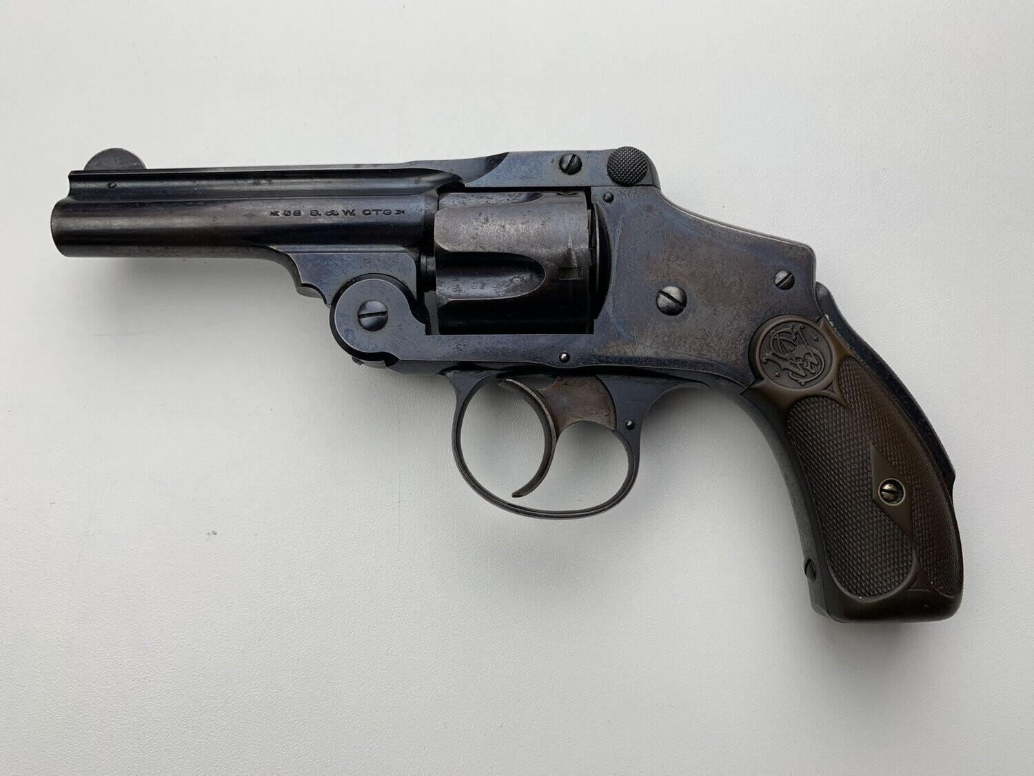 S&W	38	SAFETY HAMMERLESS		4 TH	38 S&W