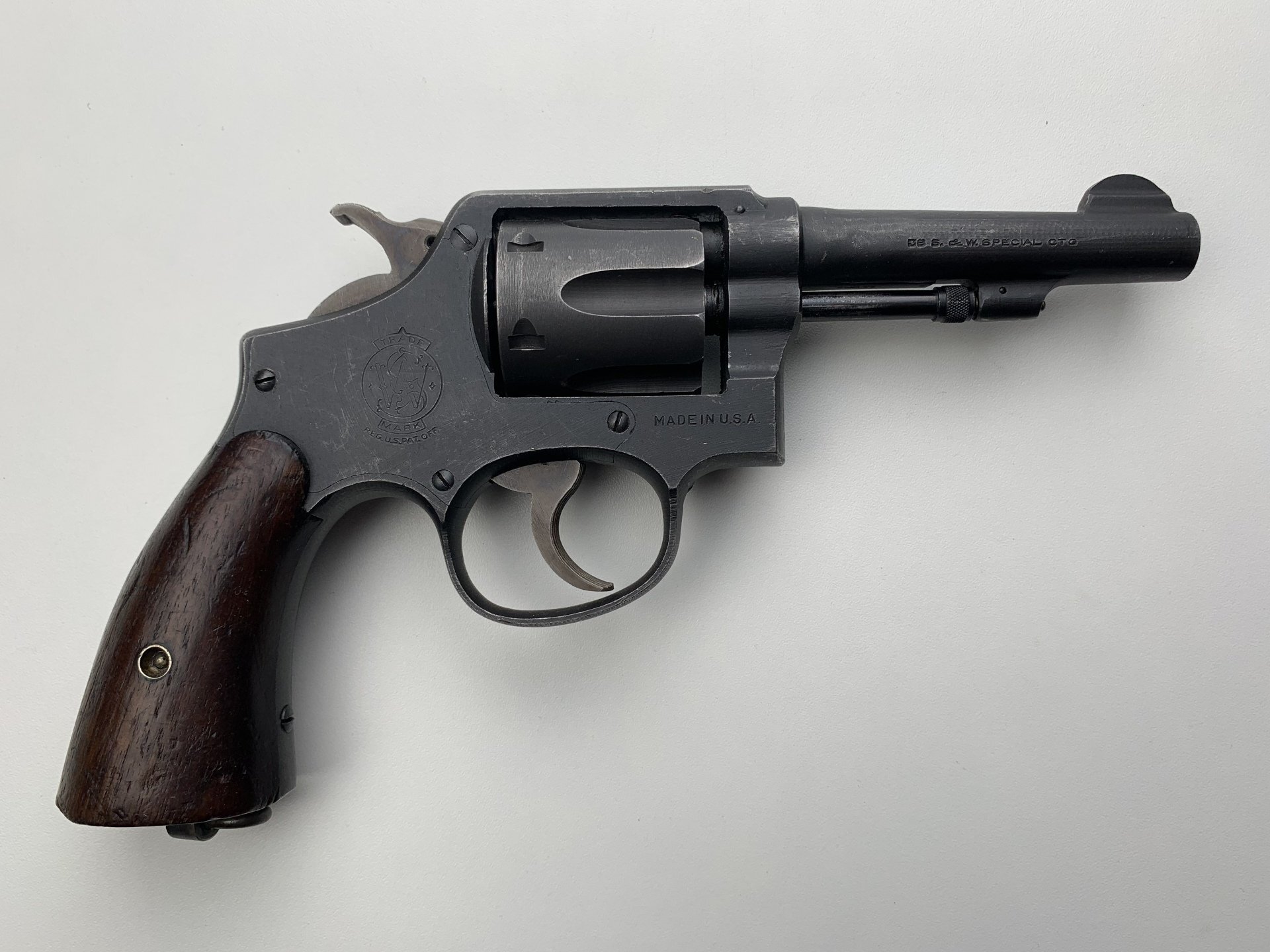 S&W	VICTORY	NAVY YARD MAINE		K	38 SPL