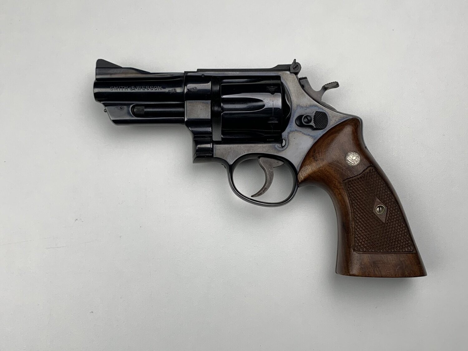 S&W	27		4 SCREW - DIAMOND	N	357 MAG