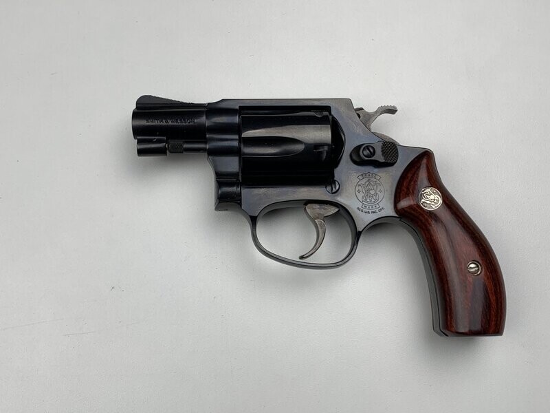 S&W	36	2	LADYSMITH	J	38 SPL