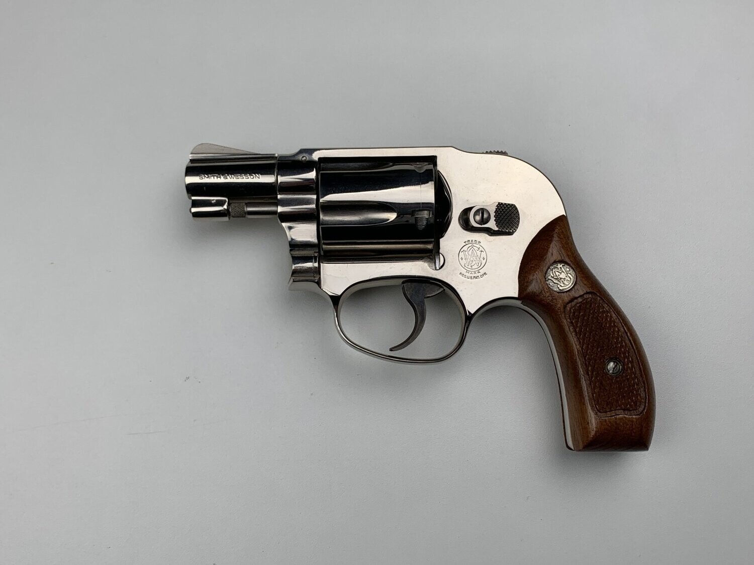 S&W	38		BODYGUARD AIRWEIGHT	J	38 SPL