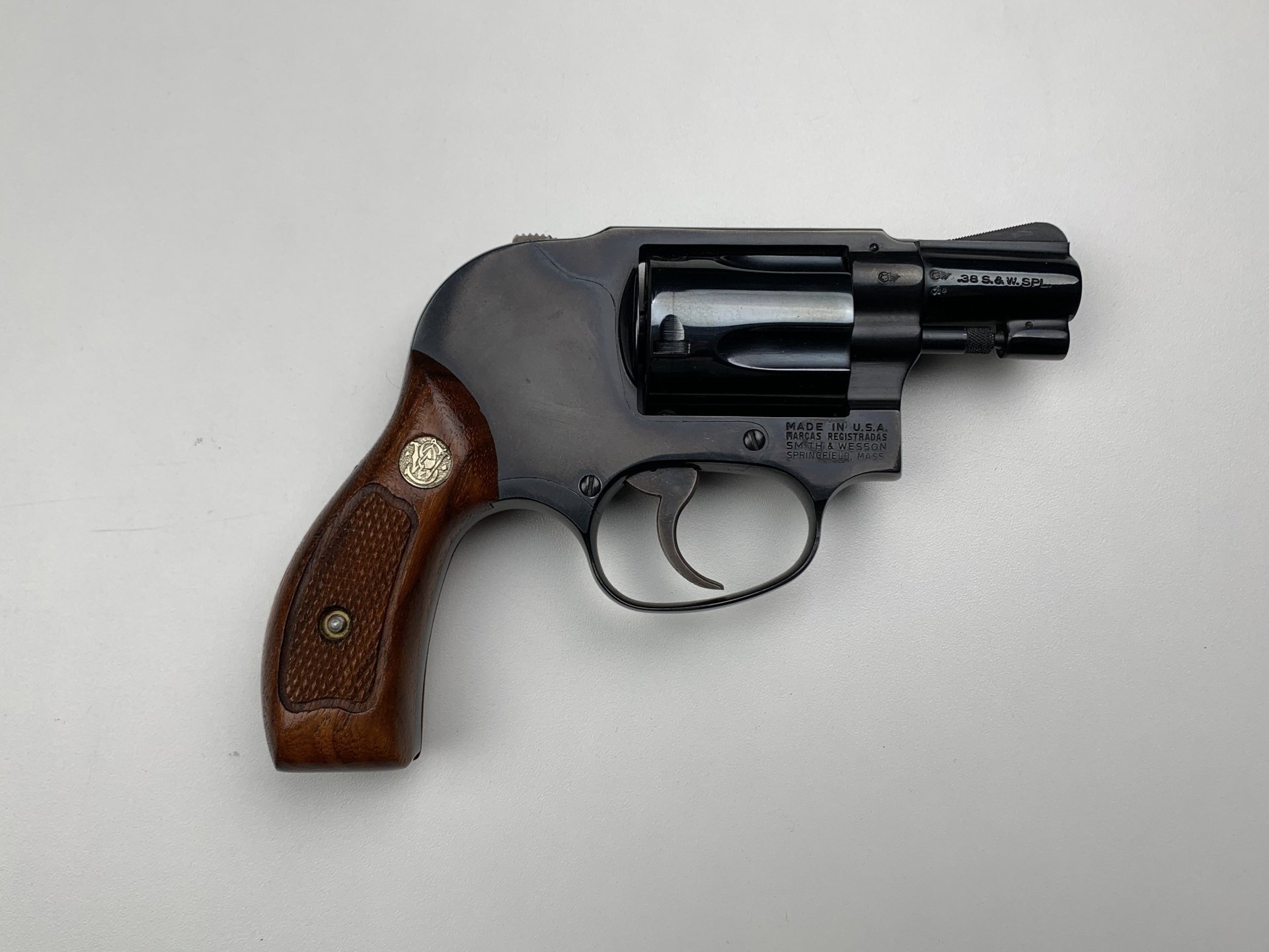 S&W	49		BODYGUARD	J  	38 SPL