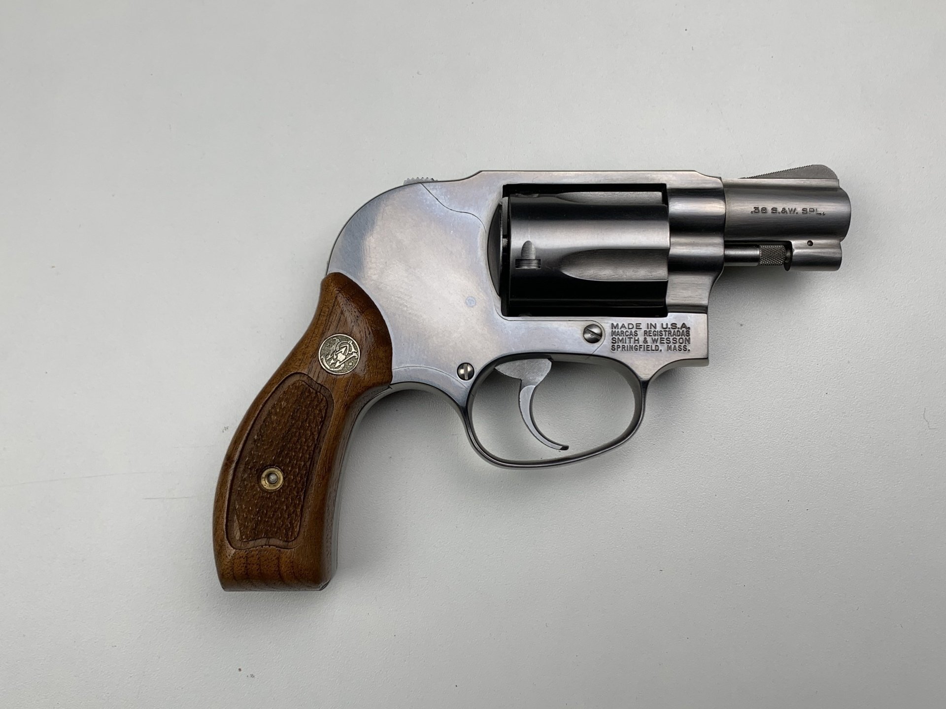 S&W	649	1	BODYGUARD STAINLESS	J	38 SPL