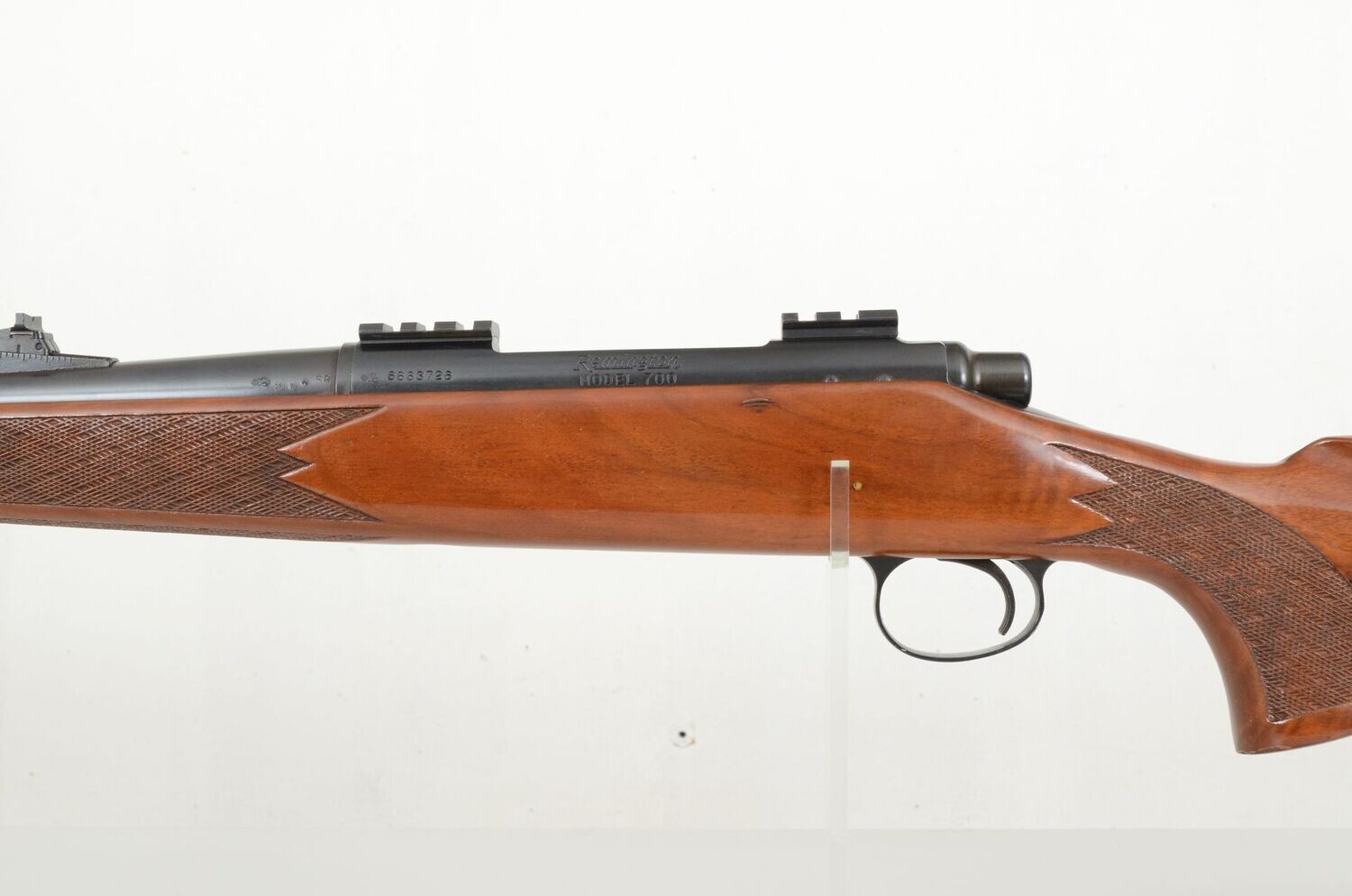 REMINGTON	700	ADL