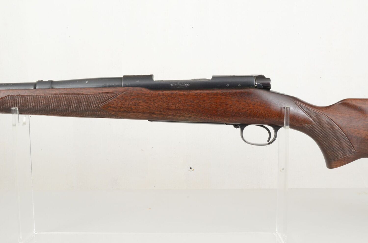 WINCHESTER	70	PRE 64