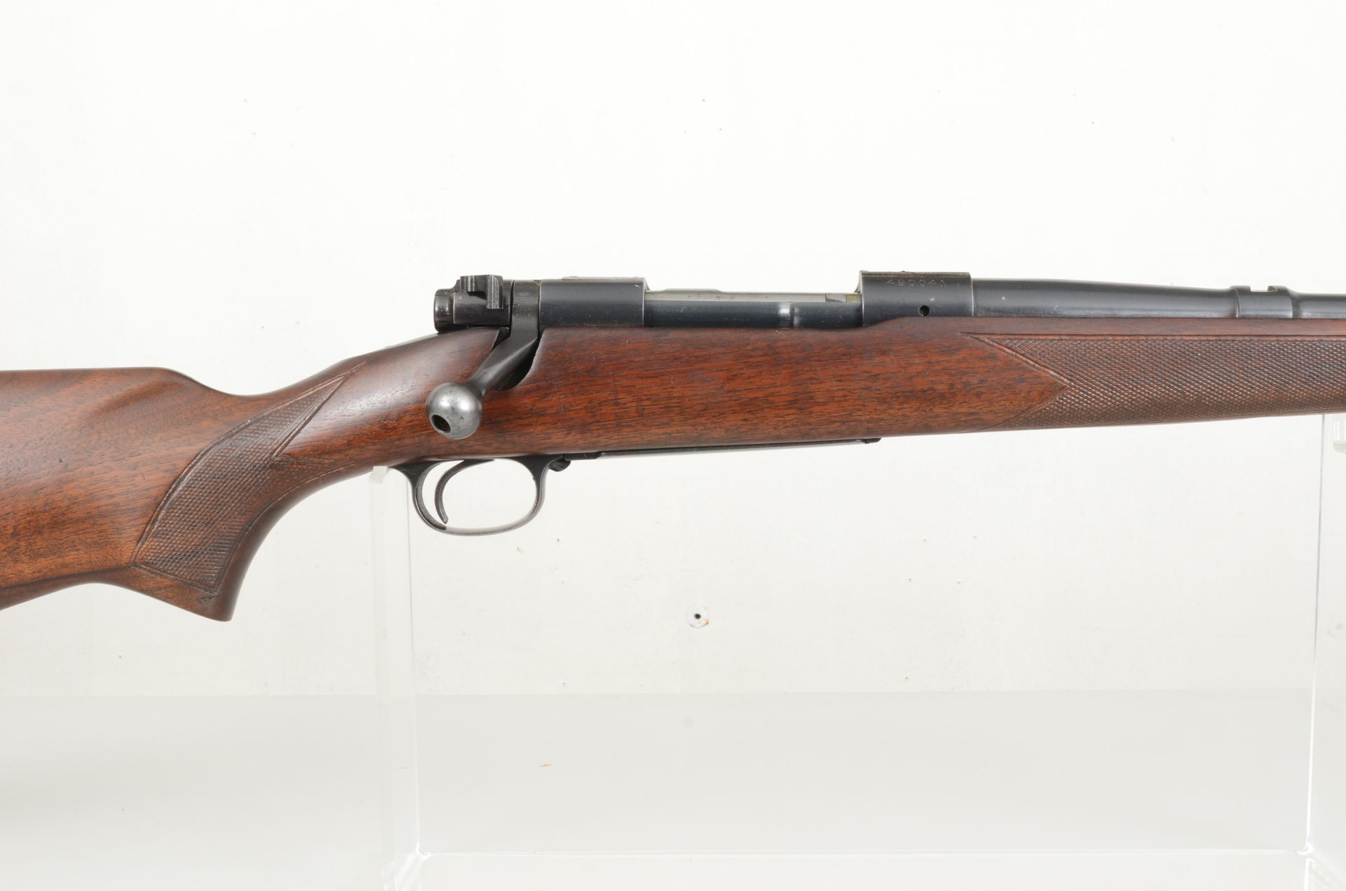 WINCHESTER	70	PRE 64