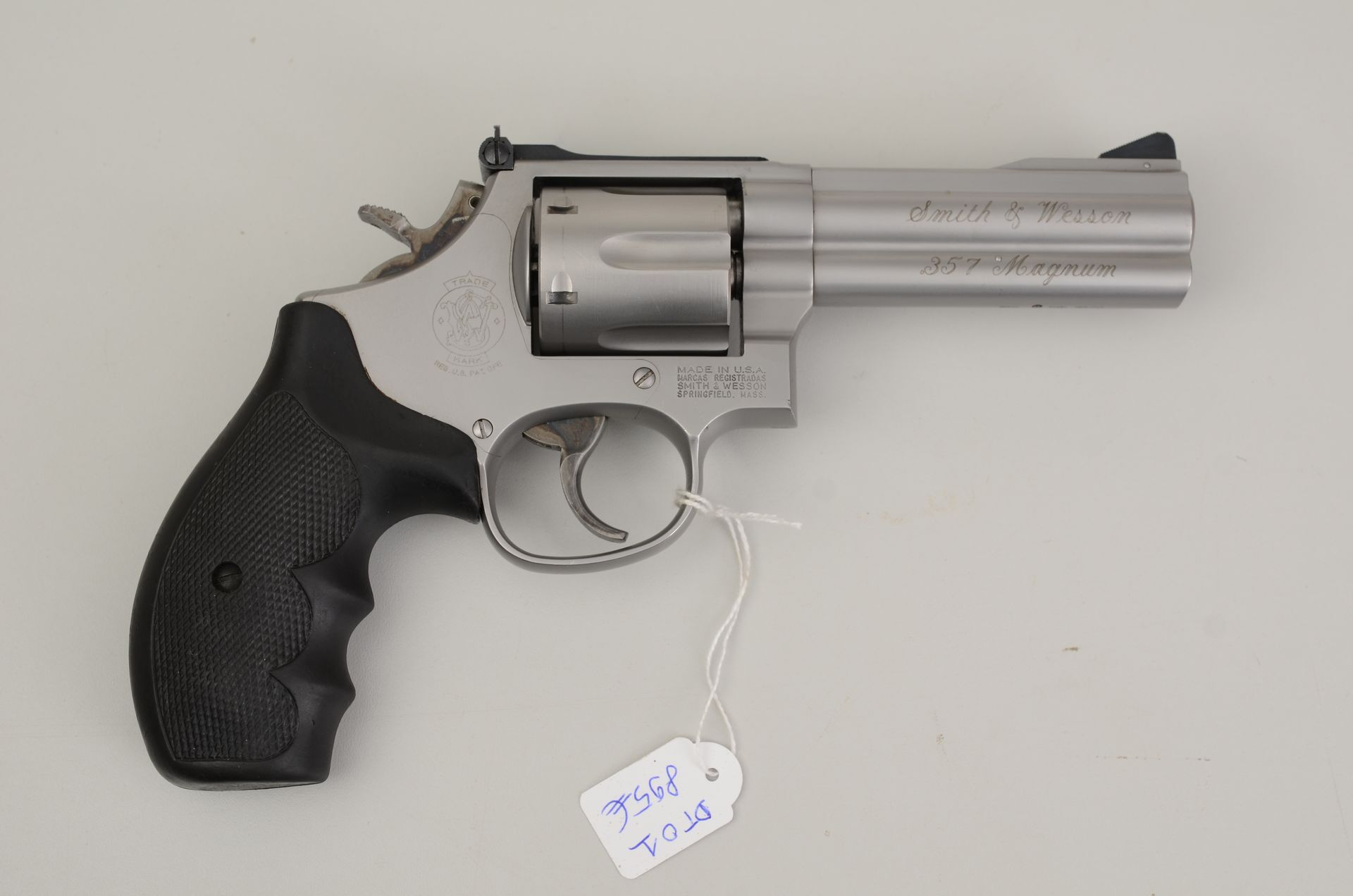 SMITH & WESSON 686-4 357 MAG SECURITY SPECIAL