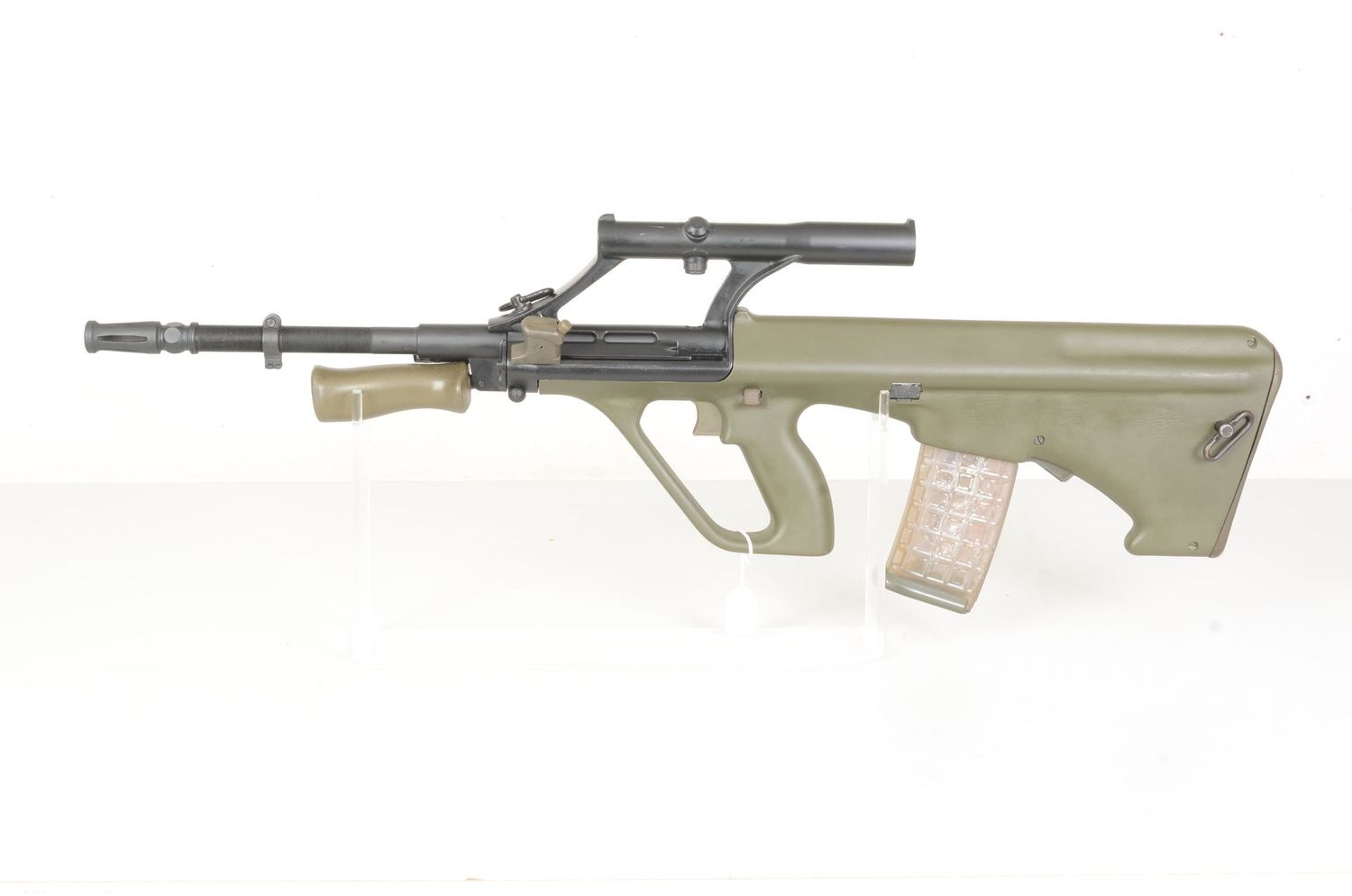 STEYR AUG A1 5.56 SAR rifle