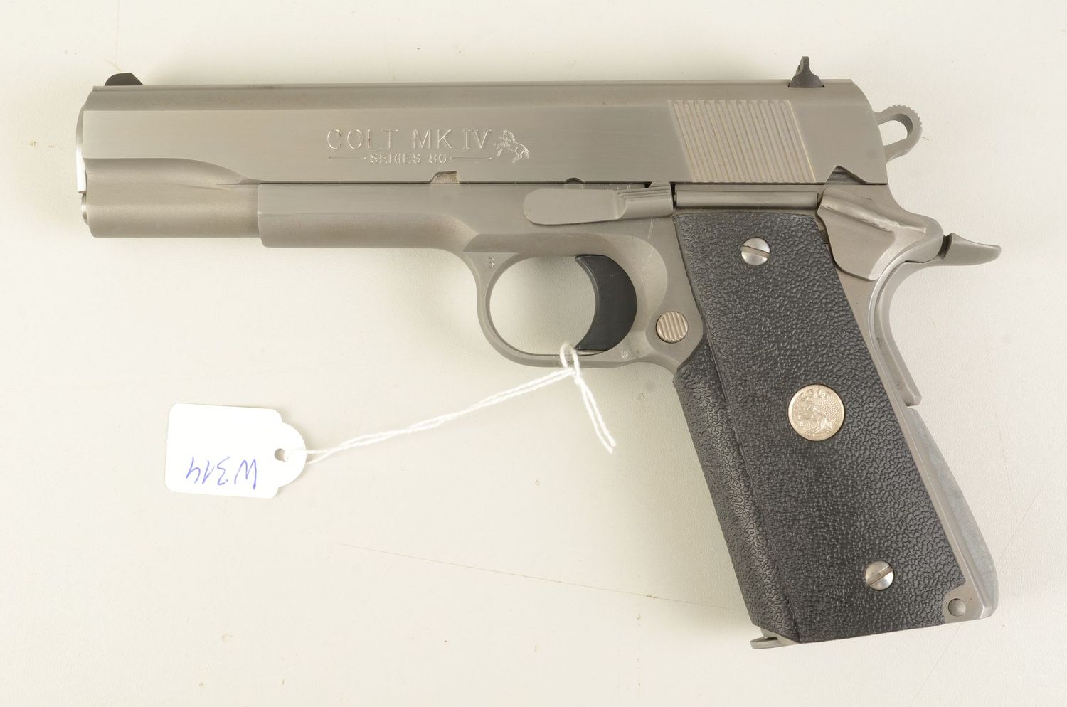 Colt Government model MK IV 80 ( Stainless in original box ) Colt Government model MK IV 80 ( Stainless in original box )