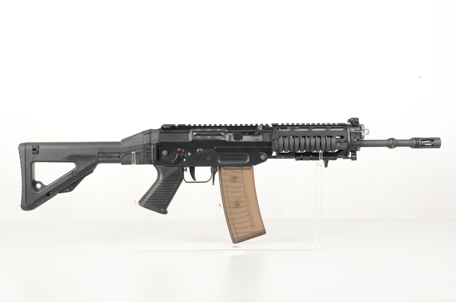 SIG 553-2 LB Rail hand guard 223 REM converted to SA ( Bel Certificat 2012 )