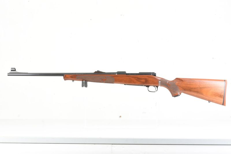 WINCHESTER	70 SA Classic Featherweight - with sights - Made In USA 22-250 Rem