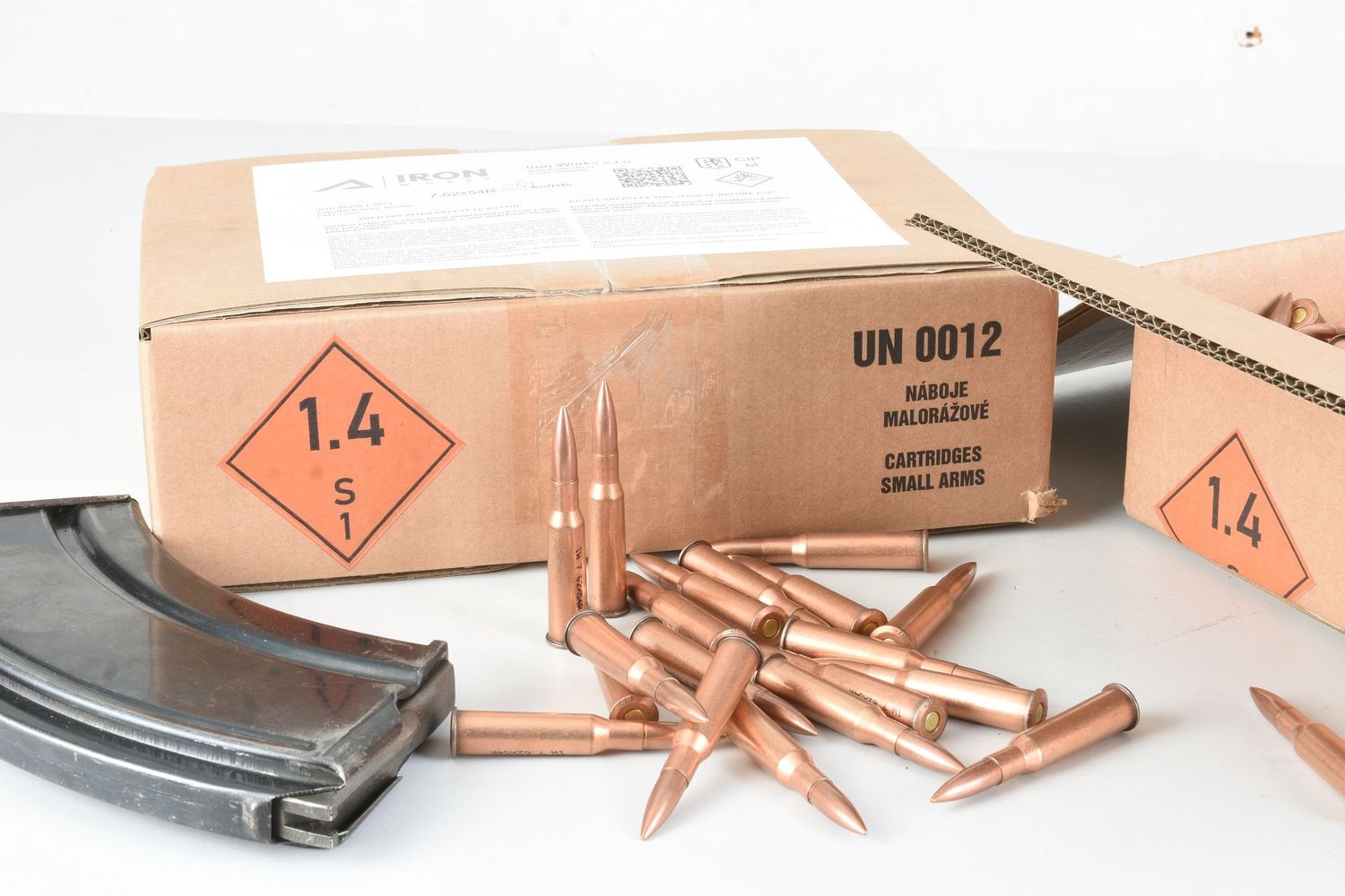 IRW 7.62X54R - SURPLUS - 148 GR FMJ / BERDAN / STEEL CASE COR. CIP 250/BOX IRW 7.62X54R - SURPLUS - 148 GR FMJ / BERDAN / STEEL CASE COR. CIP 250/BOX